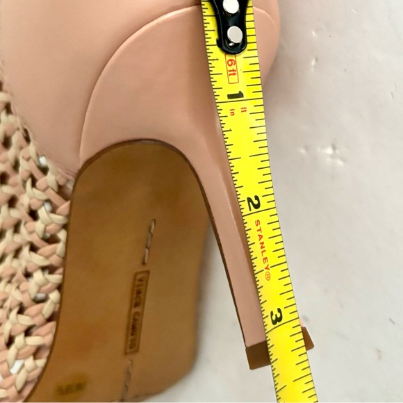 New Vince Camuto Emalani woven sandal heeled - Picture 12 of 13